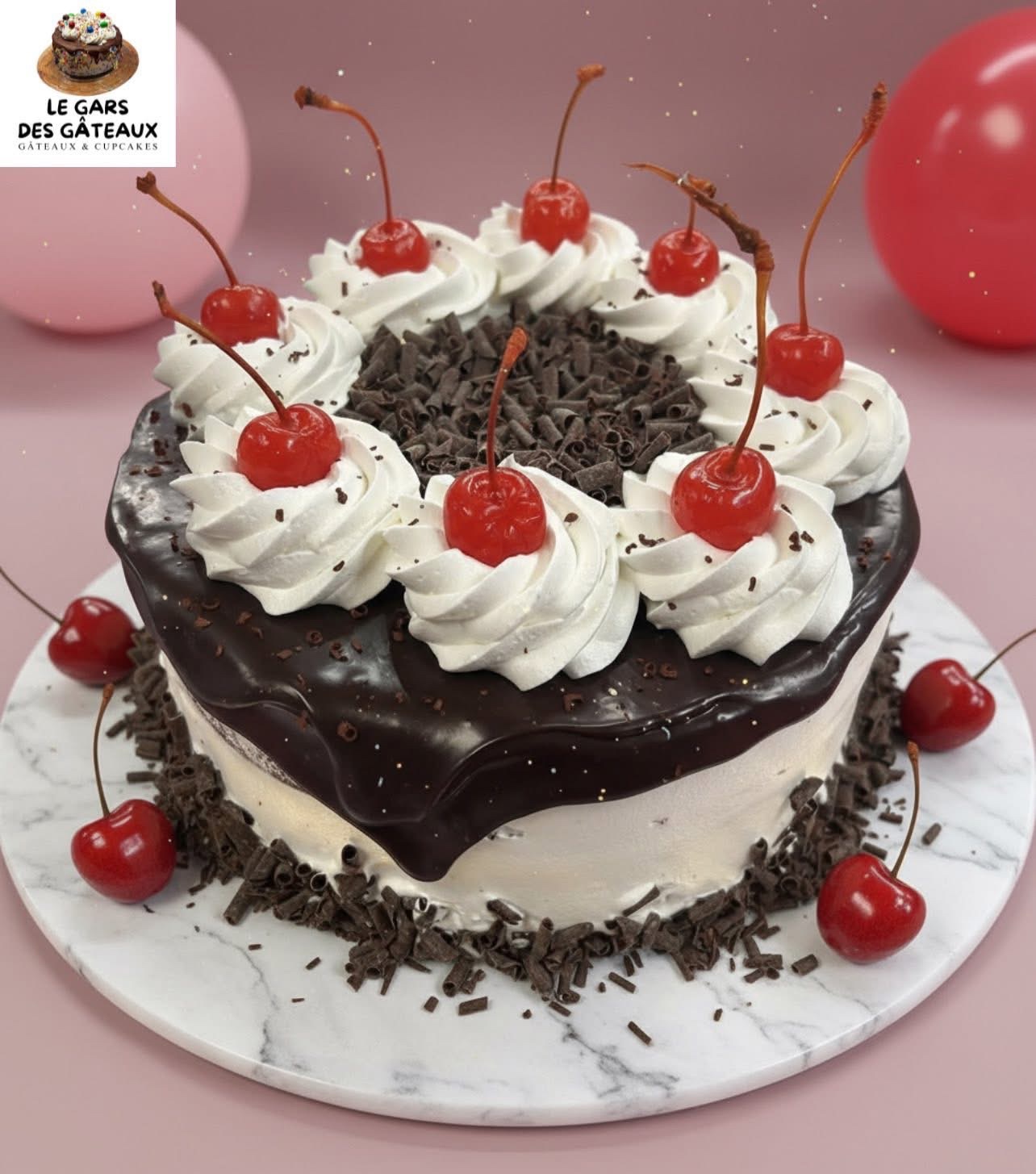 Gâteau forêt noire au chocolat avec cerises