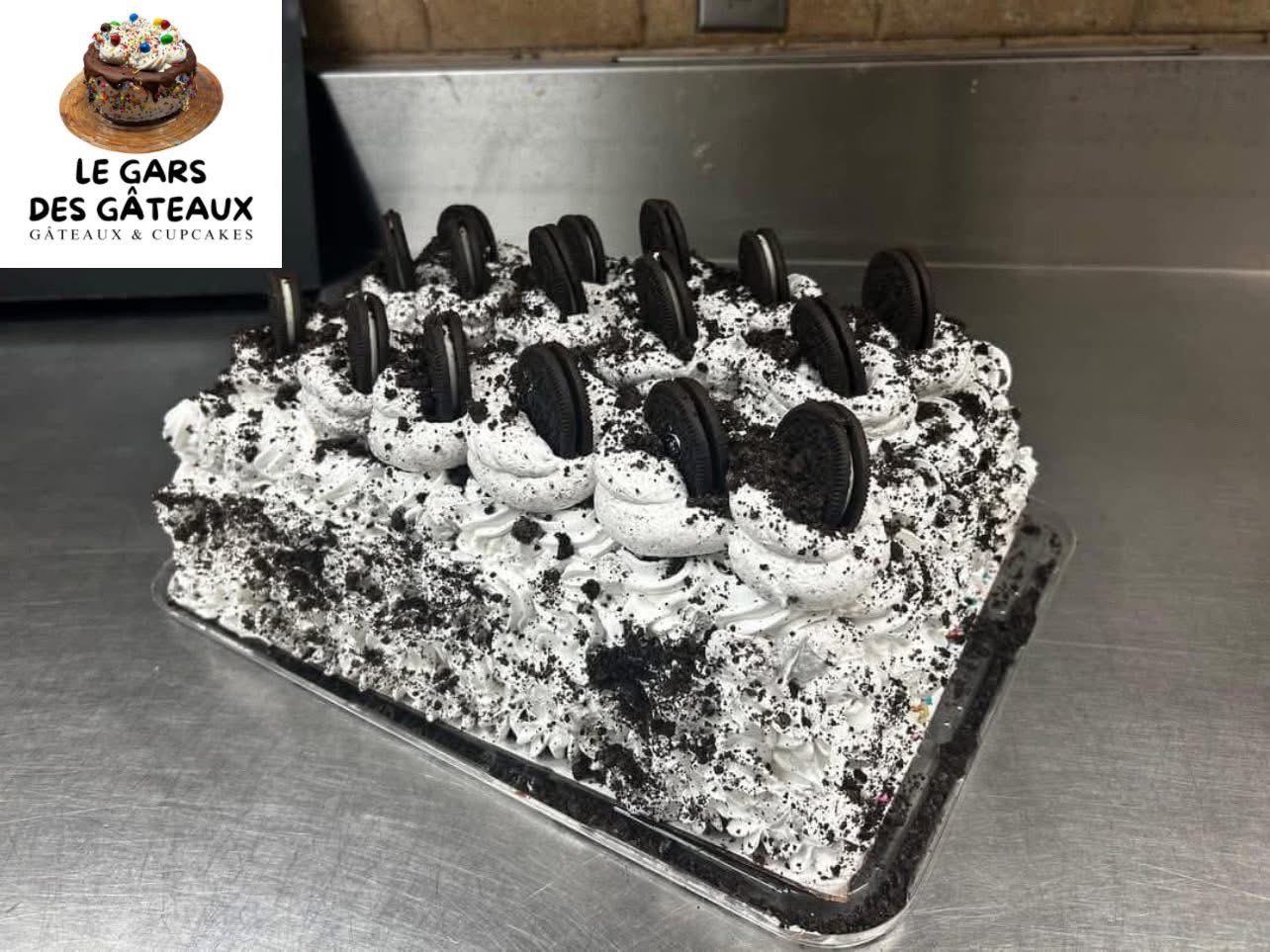 Énorme gâteau Oreo pour un party de Noël
