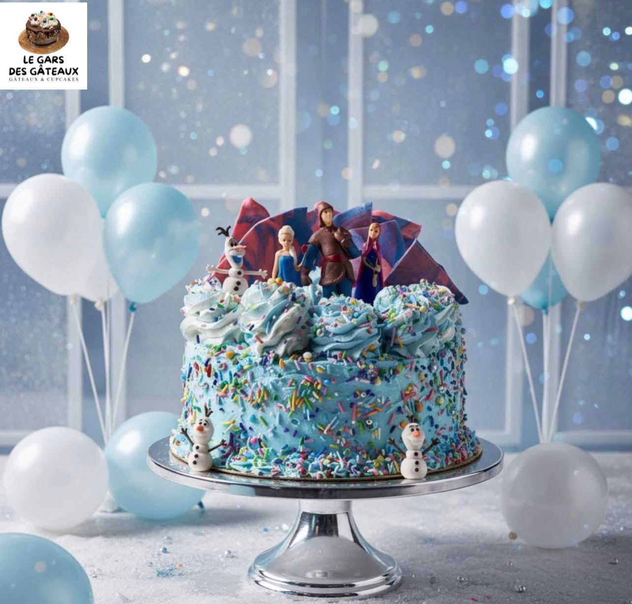 Gâteau reine des neiges avec figurines
