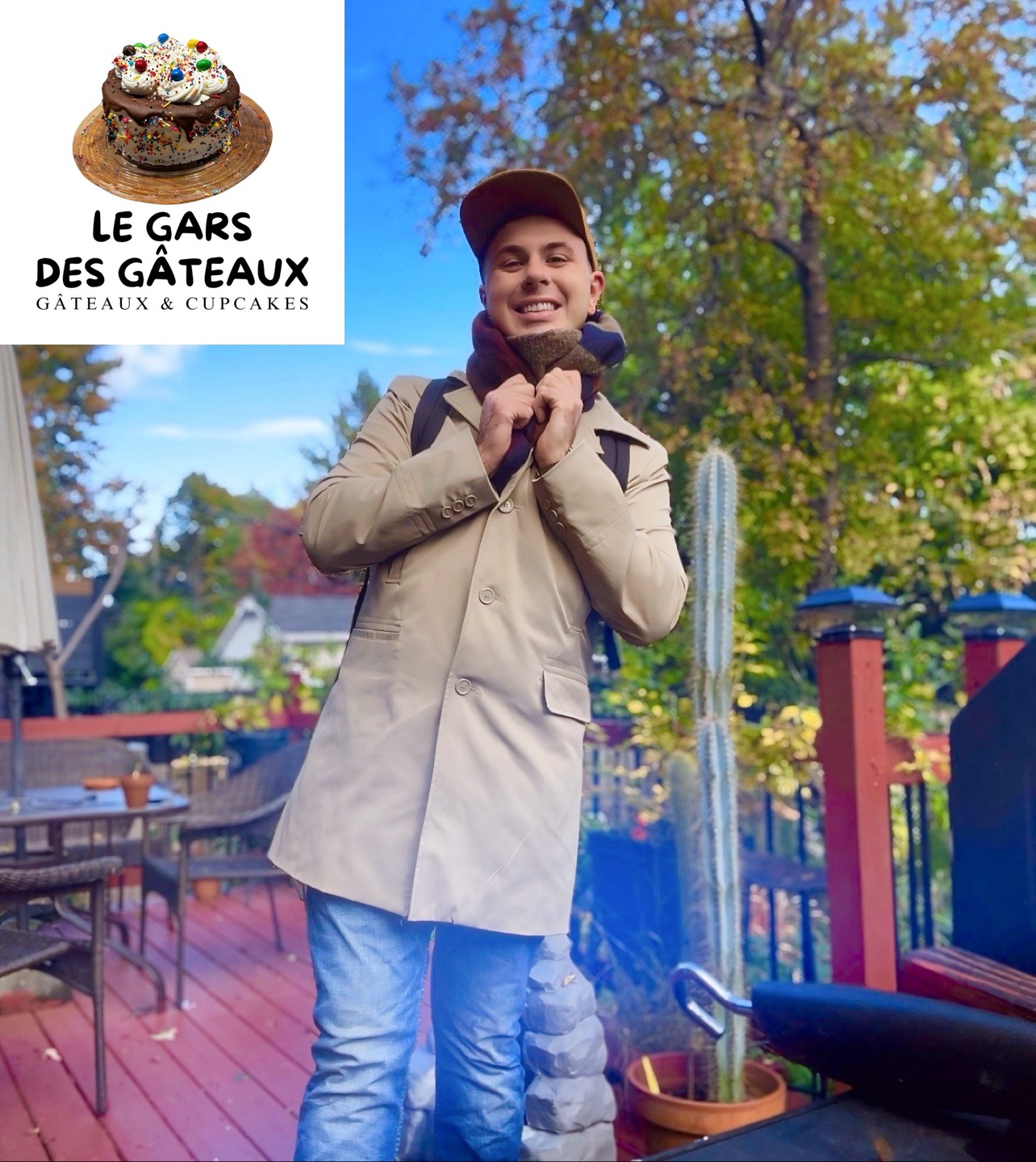 Alex, le pâtissier, en tenue d'automne, avec le logo Le gars des g&acirc;teaux